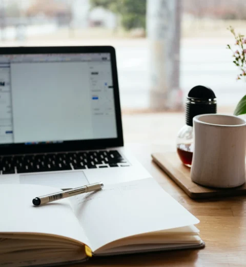 Four-day Worksemana: Impact, Origem, Pros, Cons, and More